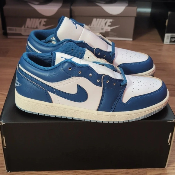 Jordan Other - Air Jordan 1 Low SE